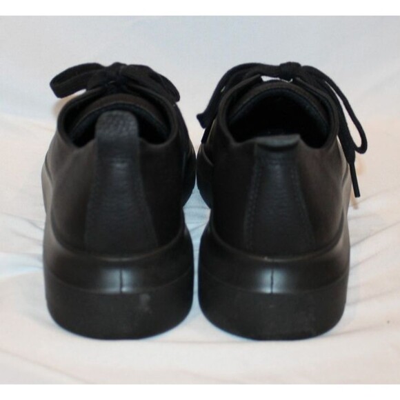 Ecco Nouvelle Shoes Men\'s Black Low Top Comfort Sneakers US 8-8.5 NIB